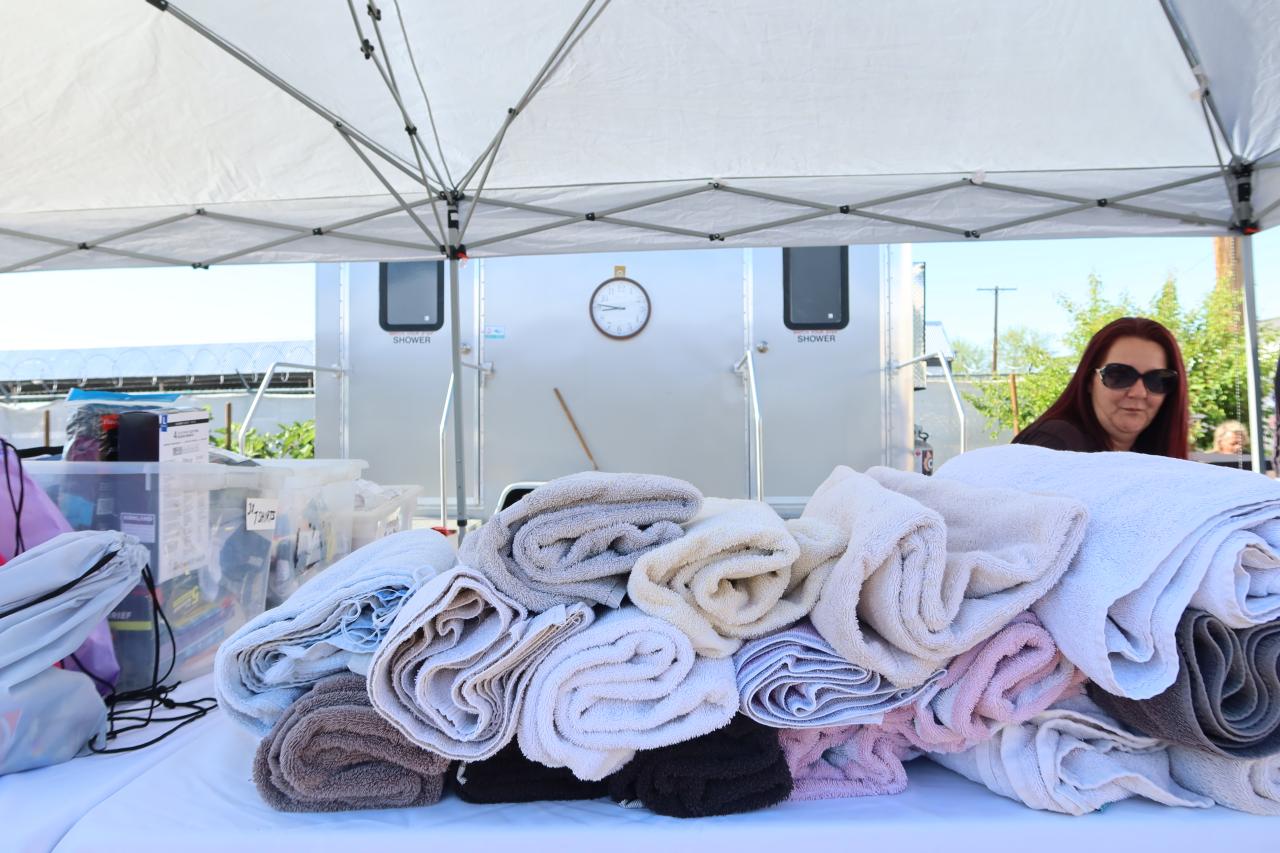 towels 