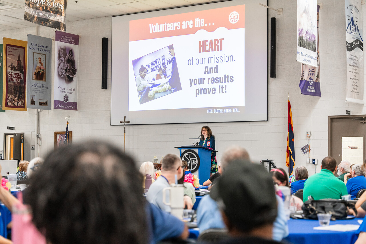Christina Gavin, Director of Volunteer Engagement, speaks during the luncheon.
